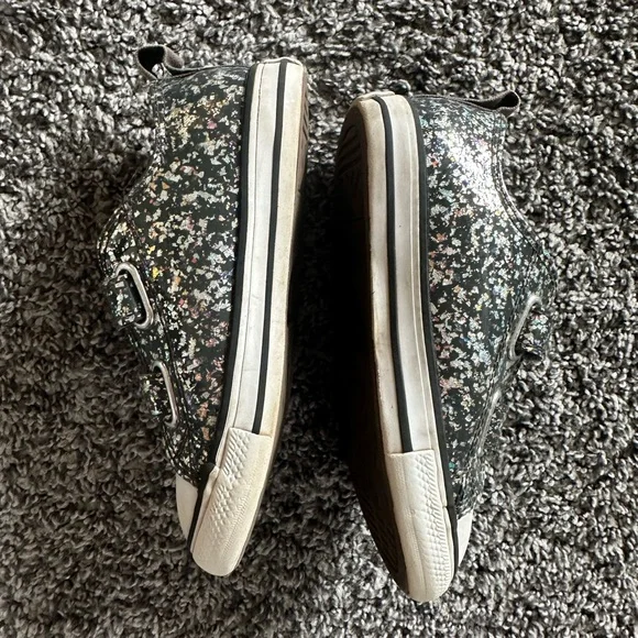 Kids Converse Glitter Sneaker with Velcro Straps Size 10 - Picture 4 of 7